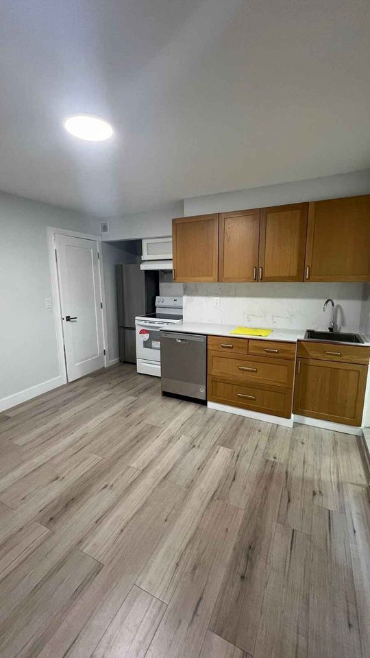 Rent 1 Bedroom in Delta, BC, V4K 1M5